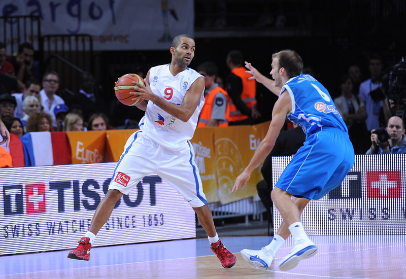 Tony parker action tissot